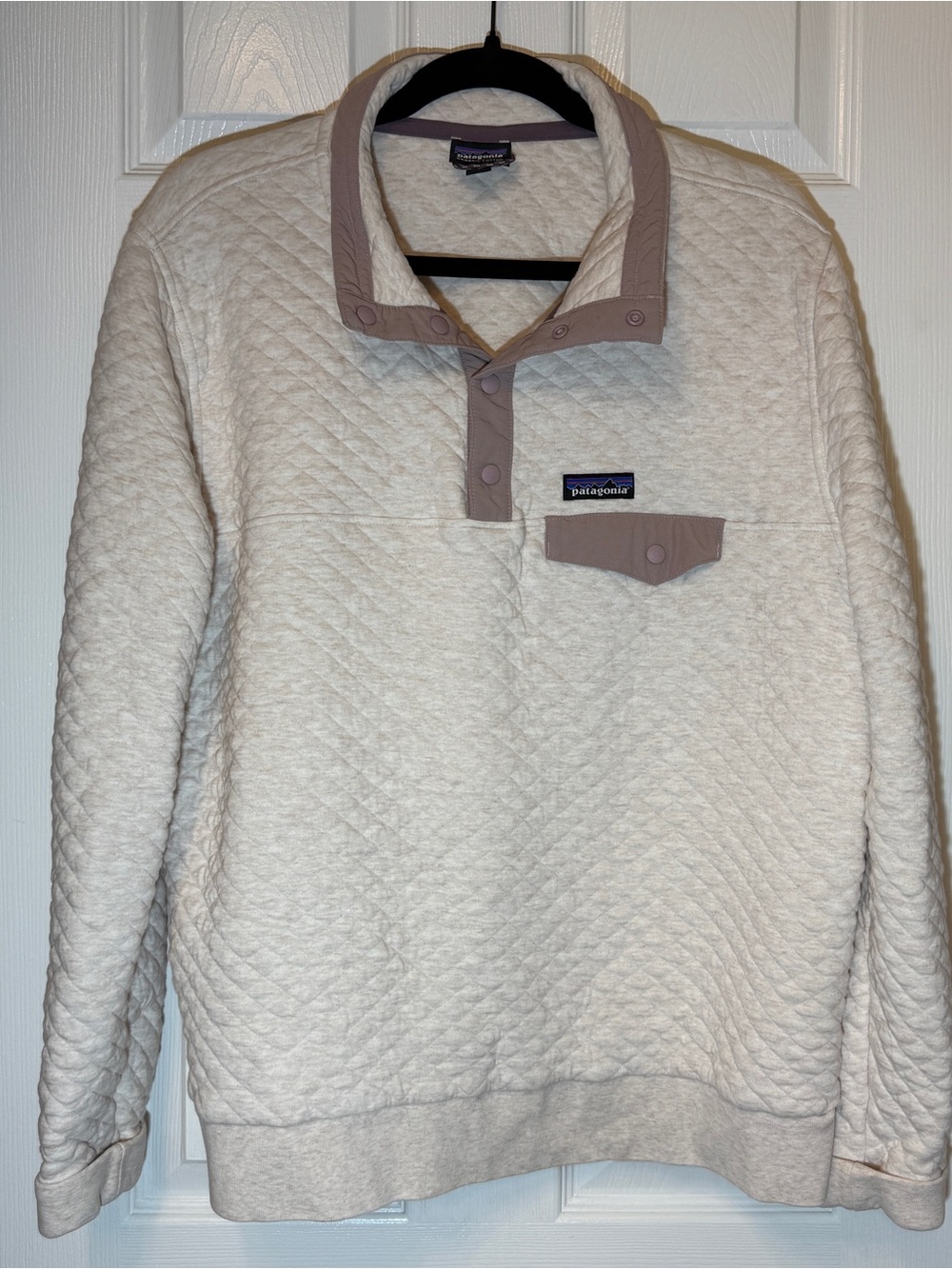 Patagonia Quilted Organic Cotton Pullover in Off-White with Taupe/mauve Trim